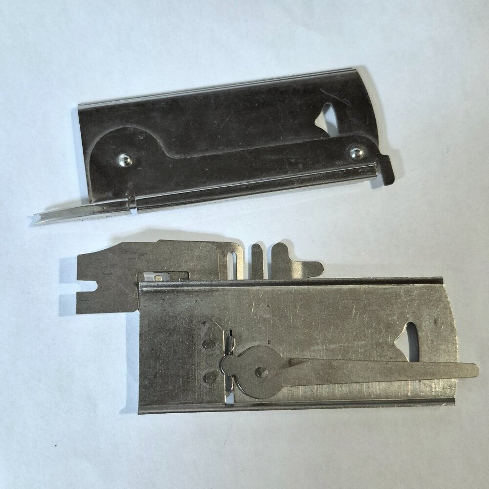 1891 Antique Sewing Attachments For White Machines, Patent 1891 Greist, Complete - Picture 13 of 15